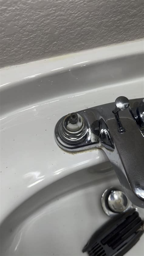 Delta Bathroom Faucets Leaking 的图像结果