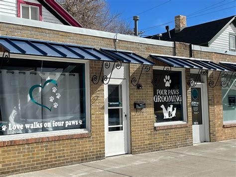 Pet Grooming Salon in Cheyenne, WY | Four Paws Grooming