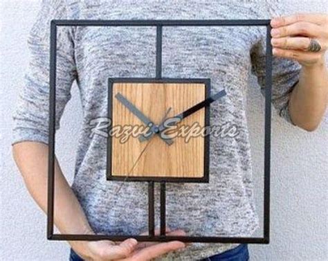 Wooden Wall Clock Manufacturer, Supplier from Sambhal