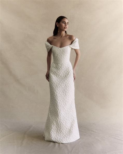 Best Wedding Dresses for Broad Shoulders | Bridal Gown Styles, Outfits ...