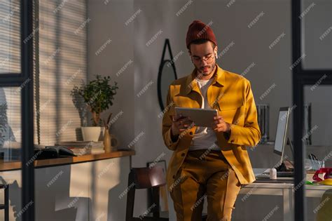 Interior Designer at Work 的图像结果