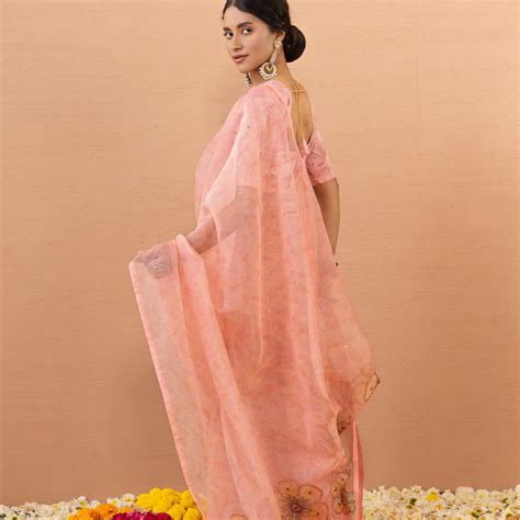 Delicate Peach Saree with Digital Aari Print – sedoracouture