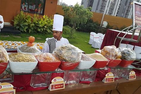 Shyam Caterers, Surat - Caterer - Nana Varacha - Weddingwire.in
