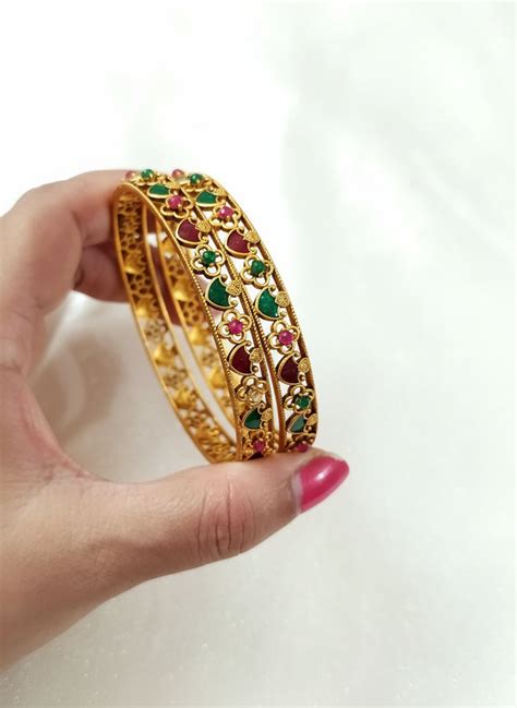 Low Budget Palakka Bangle Set of 2 – Paradise Jewllery