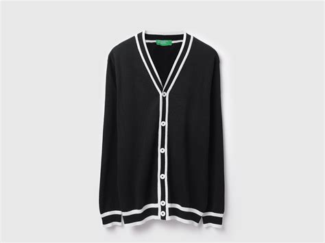 Men Regular Fit V-Neck Solid Cardigan – United Colors of Benetton Store