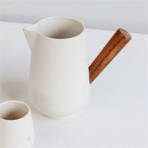 Urban Tweeter Pitcher | Jug with Lid For Kitchen - IKIRU