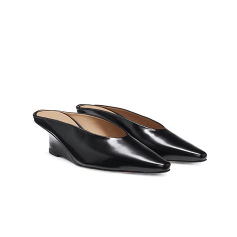 Wedge mules are the unexpected shoes to know this summer | Vogue India