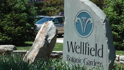 Wellfield Botanic Gardens, Elkhart, Indiana - MLS Bus Tour