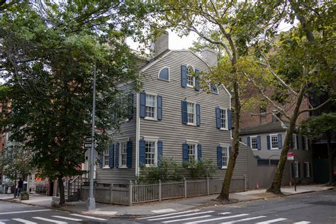 Brooklyn News: Historic Heights Wood Frame Hits the Market