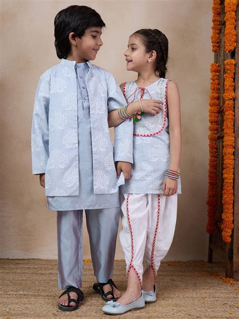 Buy Mandarin Collar Long Sleeves Straight Grey Kurta