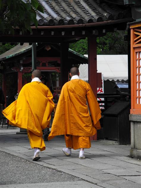 Japan People 的图像结果