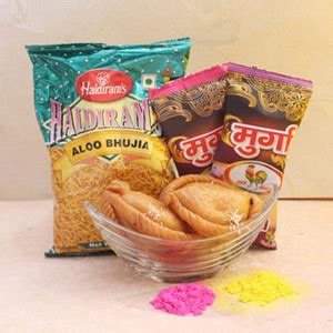 Holi Gift Hampers: Buy Unique Holi Gift Baskets Online | Giftalove