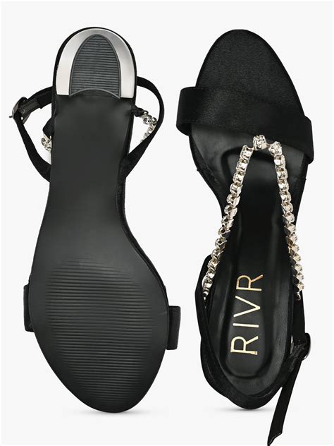 Crystal Walk – RIVR