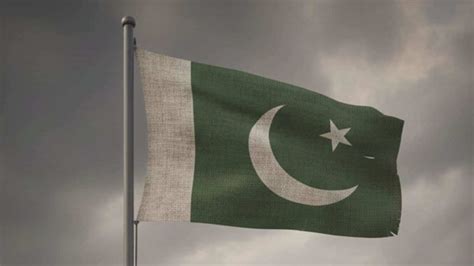 IMF exposes Pakistan’s fragile economy: Growth weak, debt heavy ...