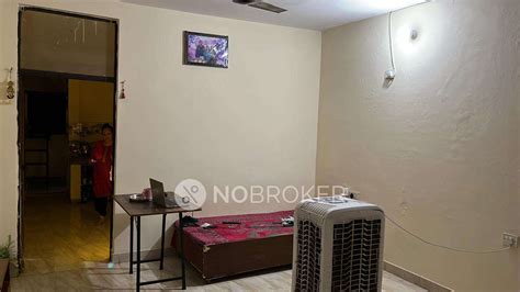 standalone building Sector 24 Rent - WITHOUT BROKERAGE Semi-furnished 1 ...