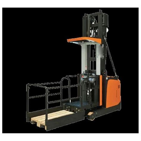Stackers - Hydraulic Manual Stacker Manufacturer from New Delhi