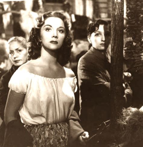 A los 94 años murió la legendaria actriz Julia Sandoval