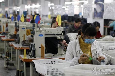 温州鞋厂都外迁了 但是这家鞋厂却来中国 一年多卖了10个亿_鞋业资讯_国内市场 - 中国鞋网