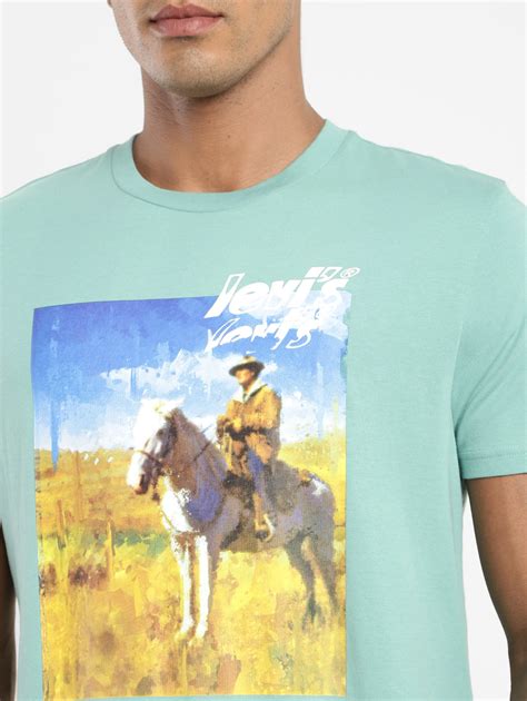 Men's Graphic Printed Regular Fit T-shirt – Levis India Store