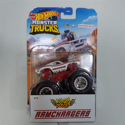 Hot Wheels Monster Trucks Rodger Dodger-Ramchargers – Mobile Garage HK