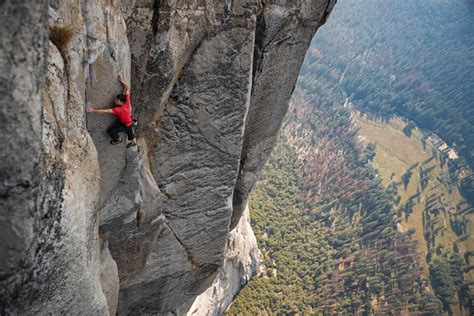 'Free Solo': El Capitan climber Honnold on risks, love, death