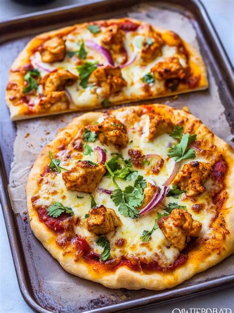 Ultimate Chicken Tikka Pizza: A Delicious Fusion Delight