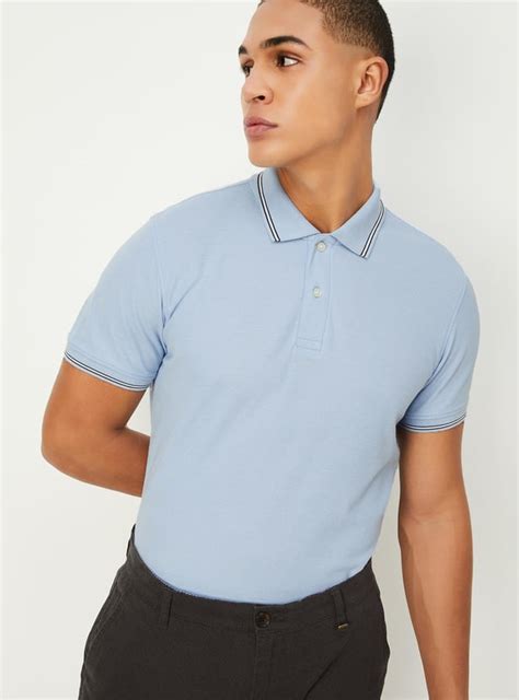 Buy Men Solid Slim Fit Polo T-shirt Online at just Rs. 499.0 ...