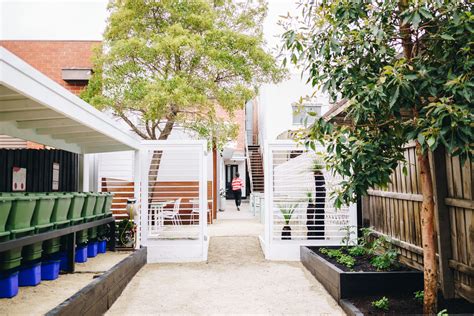 Commercial Worm Farm Design 的图像结果