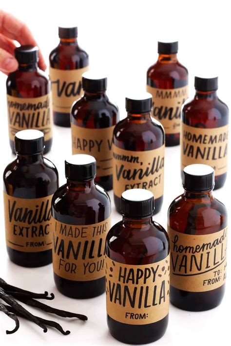 Homemade Vanilla Extract | Gimme Some Oven