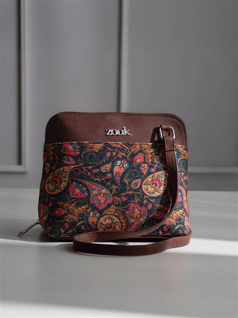 Buy Zouk Bags For Women & Men At Discounts Above 60%