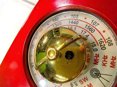 Motorola G85 5G Review: Stunning design and display, but lacks ...