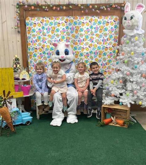 Easter Bunny Photos, 2450 W State Route 17, Kankakee, IL, United States ...