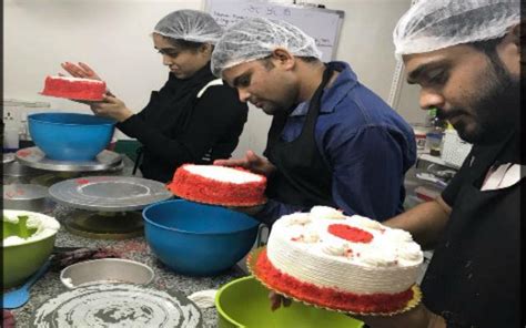 Best Baking Classes in Delhi | WhatsHot Delhi Ncr