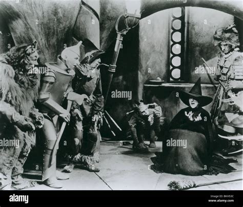 1939 jack haley hi-res stock photography and images - Alamy