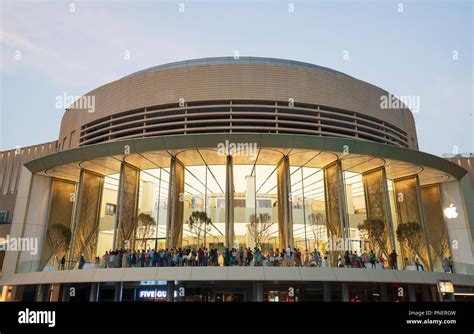 Exterior of the new Apple Store in the Dubai Mall in Dubai, United Arab ...