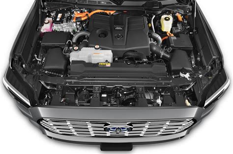 2023 Sequoia Toyota Photos and Videos - MotorTrend