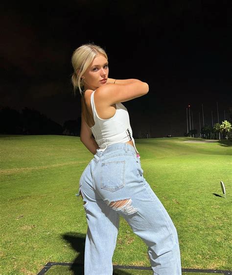 Katie Sigmond 09/29/2022 • CelebMafia