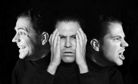 World Schizophrenia Day 2024: दुनियाभर में 20 मिलियन लोग हैं इस बीमारी ...