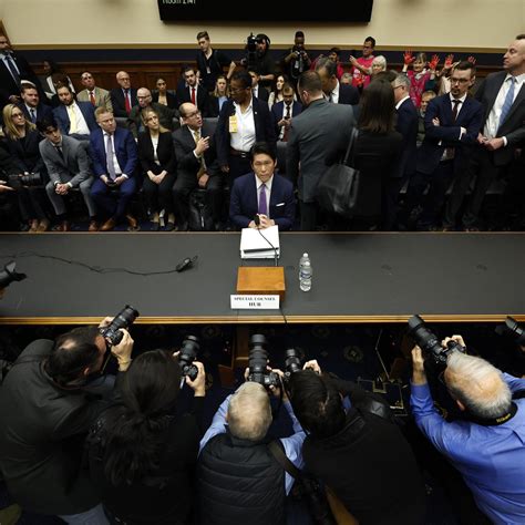 拜登机密文件案录音获准解封！上诉法院撤销禁令，司法部可公开赫尔调查材料