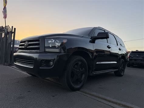 2011 Toyota Sequoia for Sale in Phoenix, AZ - OfferUp