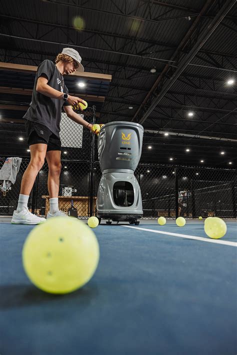 Indoor Pickleball Courts in Birmingham, AL | The Picklr