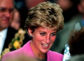 Cake slices from British Royal weddings, including Diana's, up for ...
