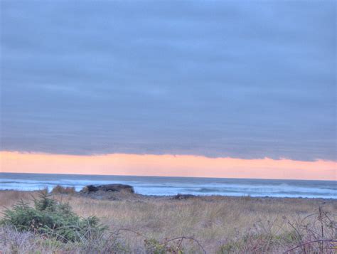 Wordless Wednesday: Sunset on The Beach in Seaside, Oregon – Captured ...