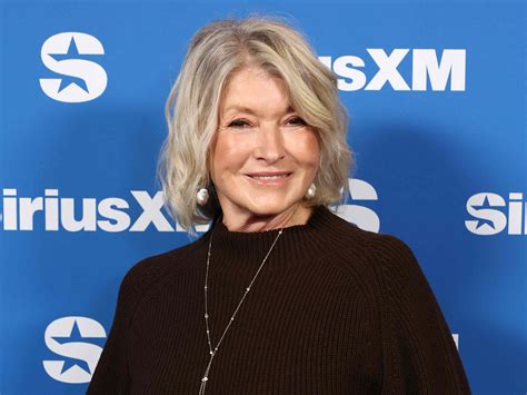 Martha Stewart, 84, sold me, 25, on these ageless, flattering pants ...