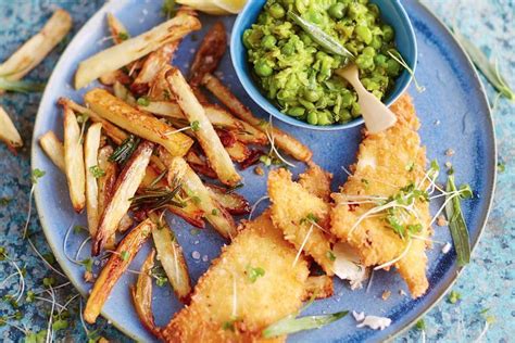 Jamie Oliver's fish and cheat's chips with tarragon mushy  