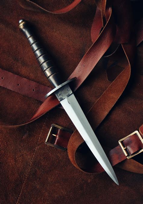Fairbairn Sykes Knives
