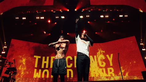 Here’s who’s supporting twenty one pilots on their UK and… | Kerrang!