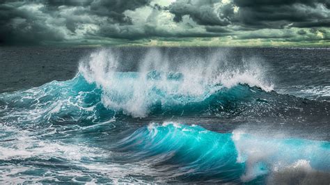 Big Ocean Waves Crashing Wallpapers - Wallpaper Cave