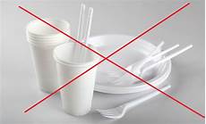 piatti bicchieri plastica vietati bicchieri e piatti di plastica a casoria multe piatti bicchieri plastica vietati bicchieri e piatti di plastica a casoria multe