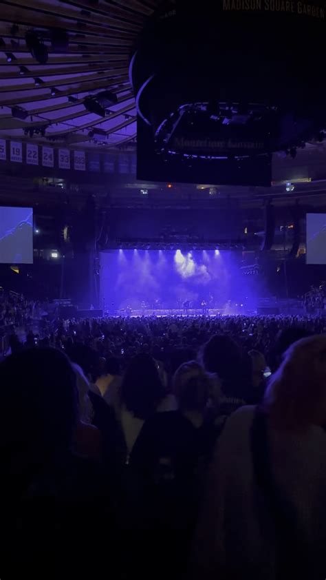 Jackie and Wilson 9/30/23 @MSG : r/Hozier